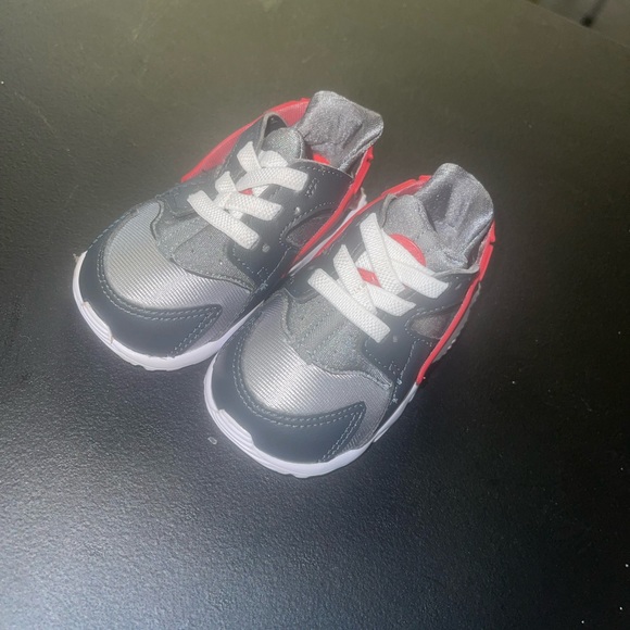 Infant size 4C shoes - Picture 11 of 16